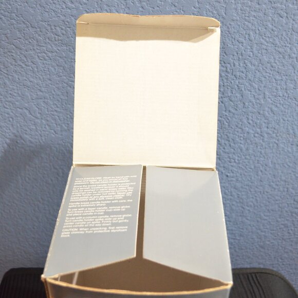 Vintage Hurricane Lamp - Mid Century Avon Gift Collection - Picture 9 of 12